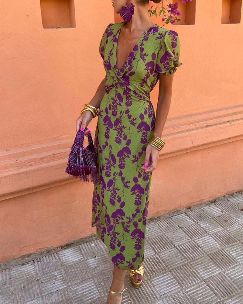 Brie Floral Midi Dress with V-Neckline Elegant Design for Autumn and Summer