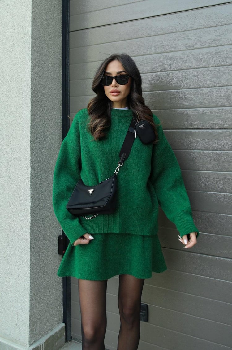 NEVA 2-Piece Oversized Sweater and Skirt Set for Women – Comfortable Stylish Autumn Outfit