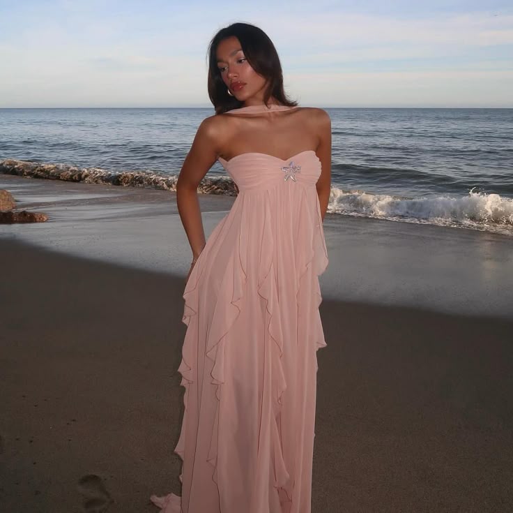 Collins Ruffle Strapless Maxi Dress Elegant Evening Wear for Autumn