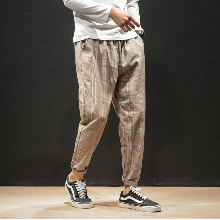 Renegade Plaid Jogger