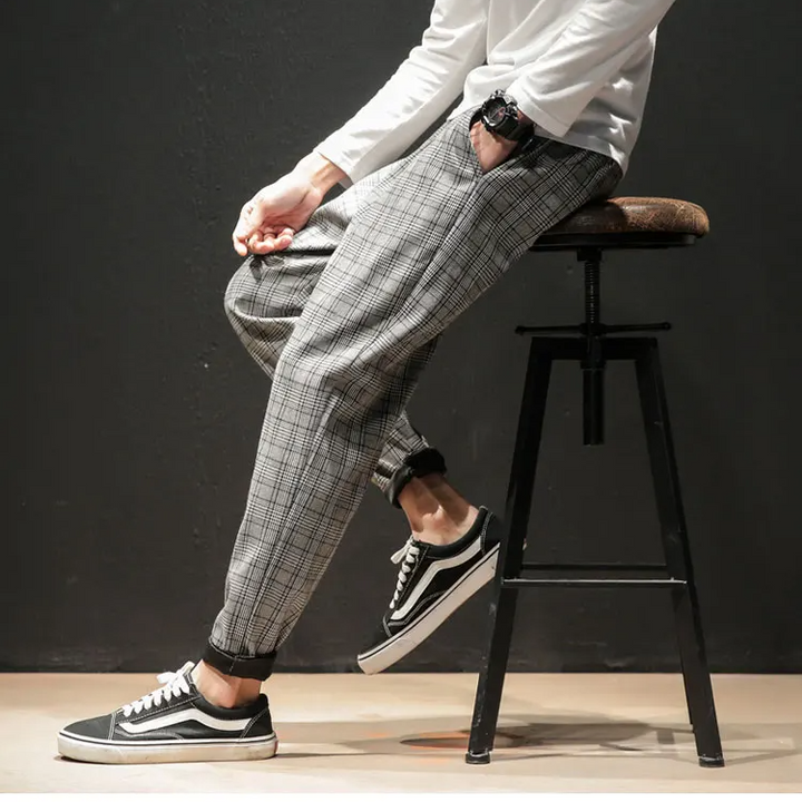 Renegade Plaid Jogger