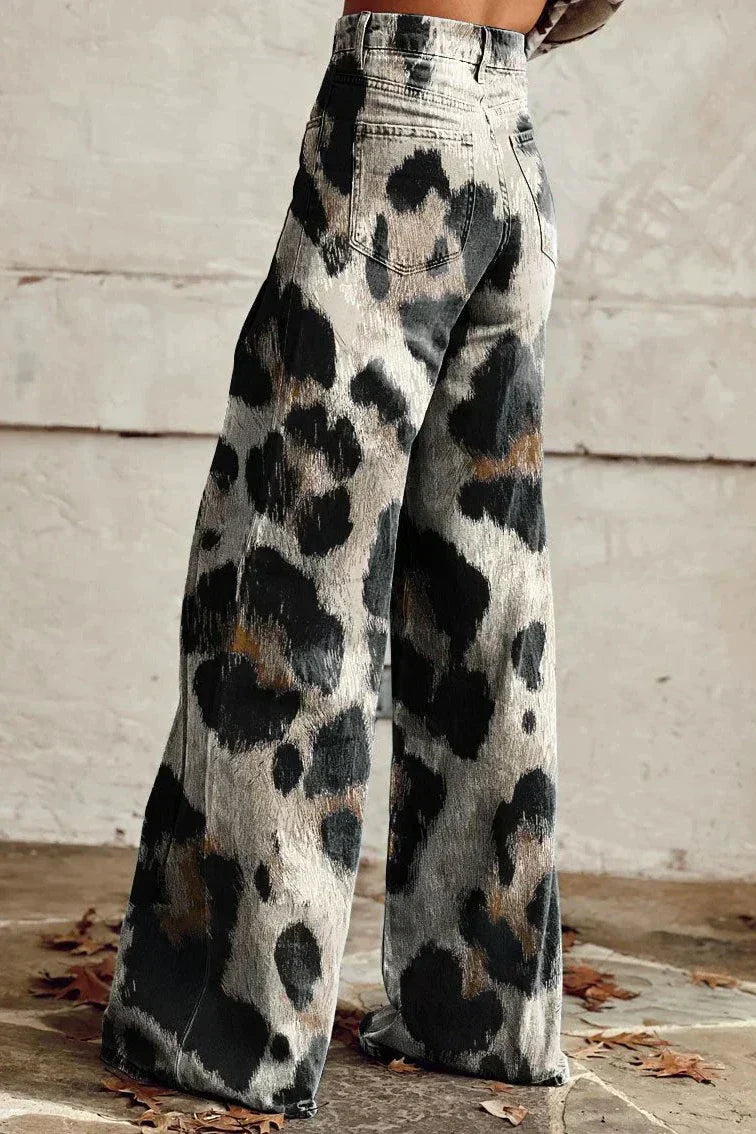 Maren Bold Leopard Print Jeans Comfortable Stylish Autumn Fashion