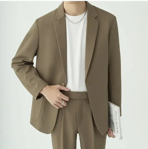 Ethan | Modern Tailored Minimalist Men's Suit Set for All-Season Elegance 1