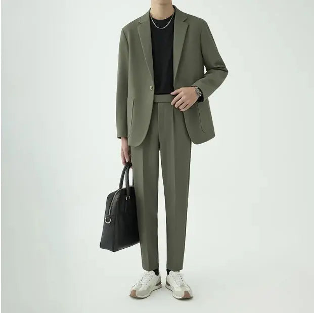Ethan | Modern Tailored Minimalist Men's Suit Set for All-Season Elegance 5