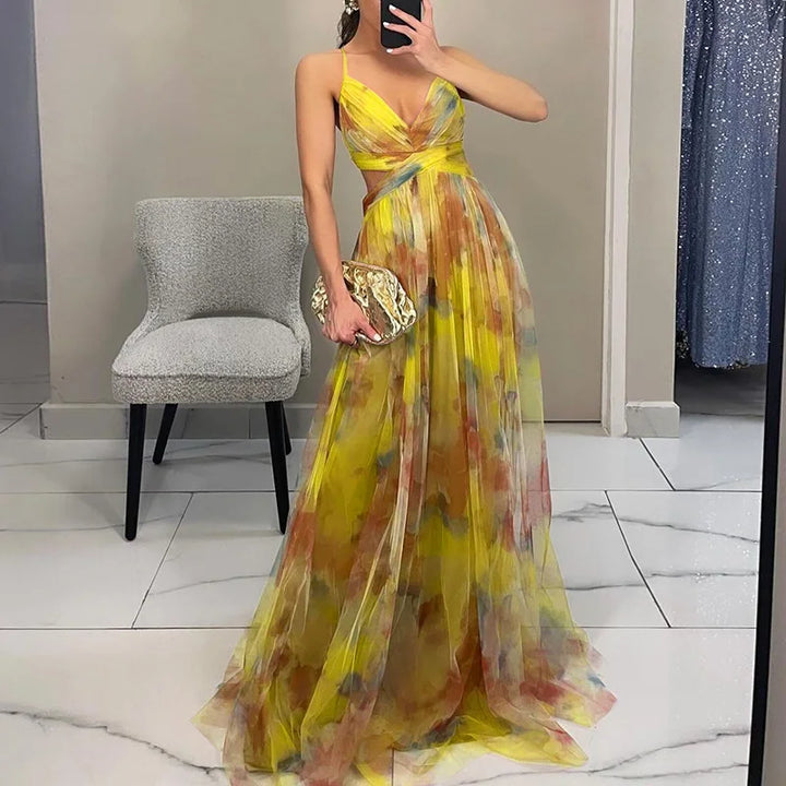 Gisele Flattering Floral Maxi Dress with Elegant Movement for Summer and Autumn