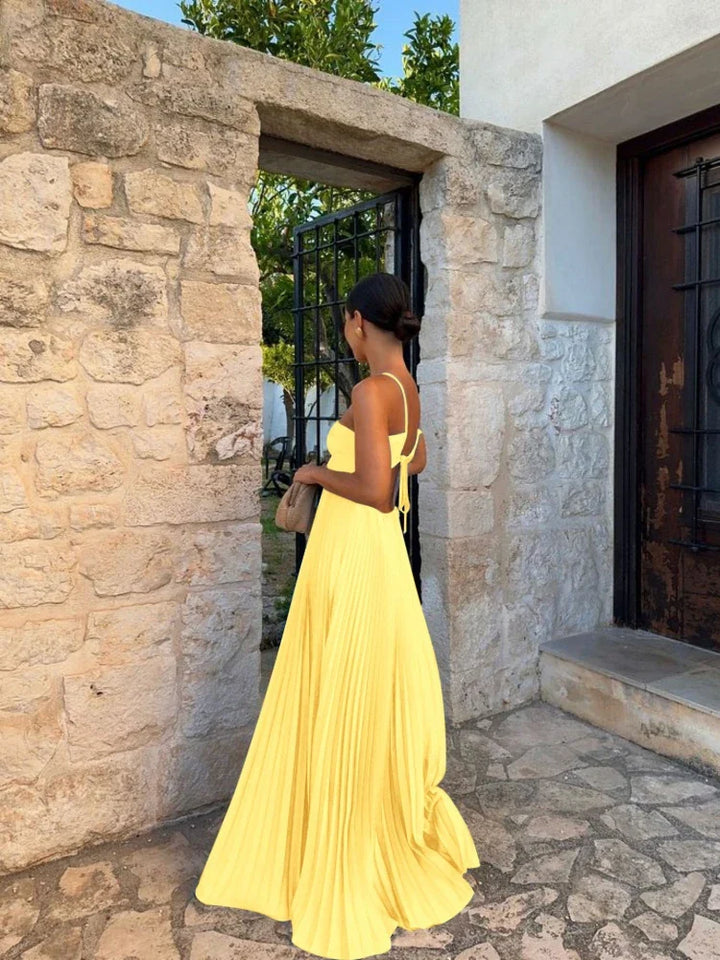 Nina Stylish Pleated Maxi Dress Elegant Flowy Dress for Autumn