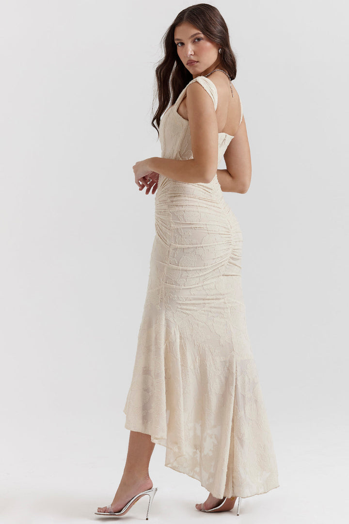 Sienna Elegant Waist Dress – Timeless Sophistication for Autumn