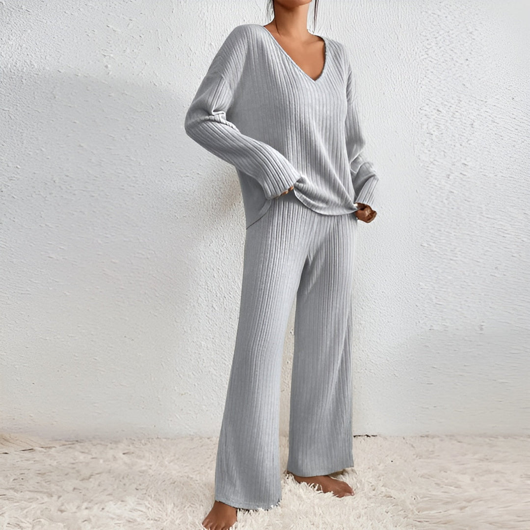 Wilma Ribbed V-Neck Sweater Set Comfortable Stylish Autumn Layering