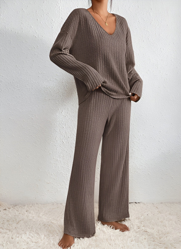 Wilma Ribbed V-Neck Sweater Set Comfortable Stylish Autumn Layering
