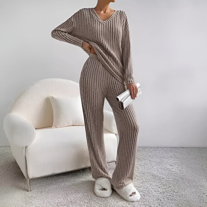 Wilma Ribbed V-Neck Sweater Set Comfortable Stylish Autumn Layering