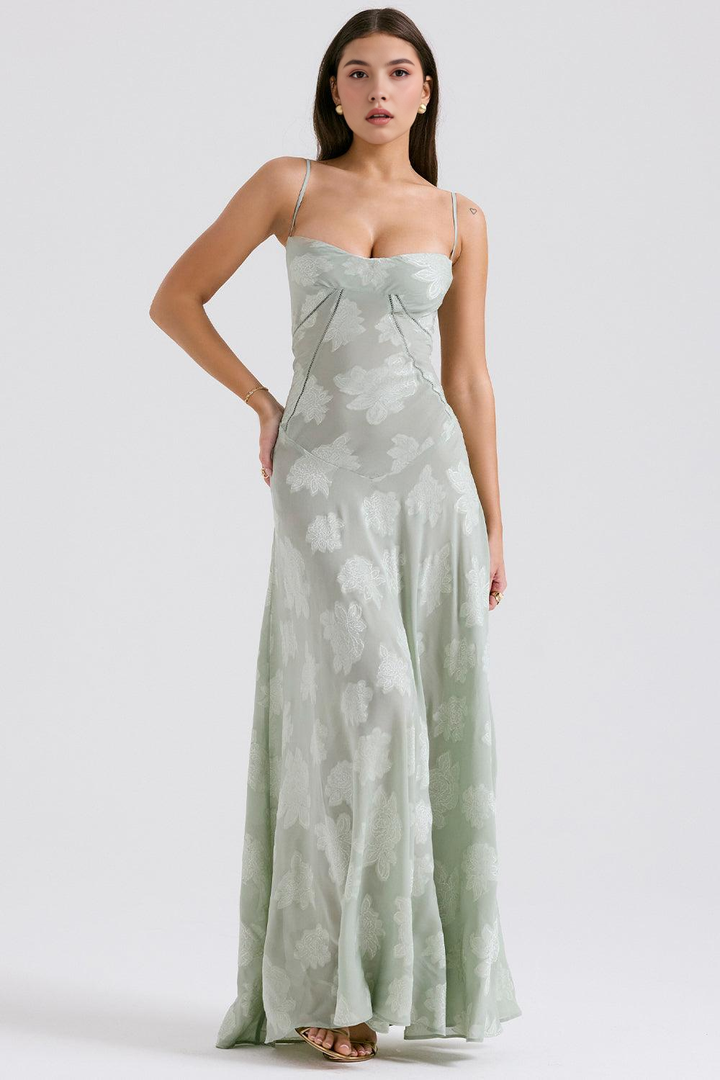 Brandy Elegant Flowy Maxi Dress Soft Breathable Design for Summer and Autumn