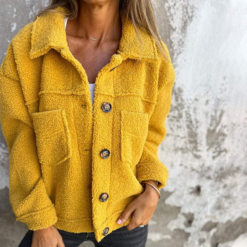 Mila Stylish Autumn Jacket with Elegant Design and Practical Pockets