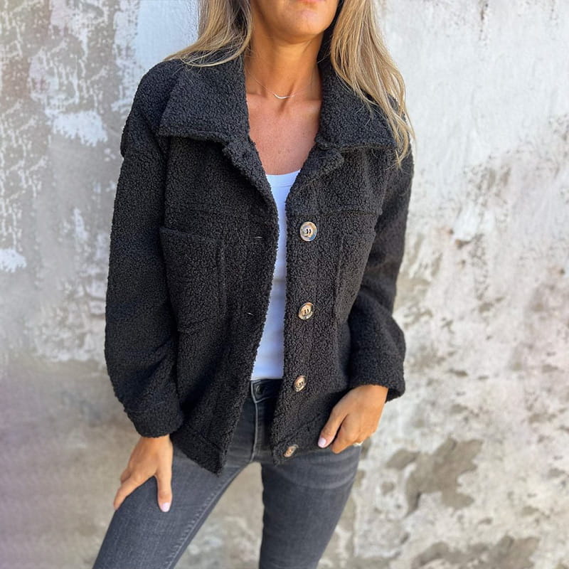 Mila Stylish Autumn Jacket with Elegant Design and Practical Pockets