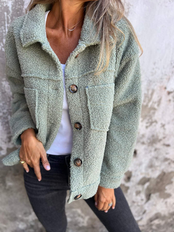 Mila Stylish Autumn Jacket with Elegant Design and Practical Pockets