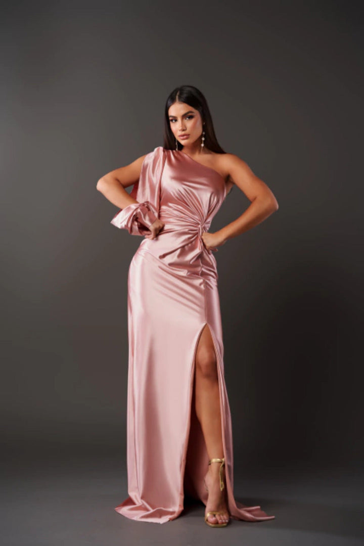 Hilda Elegant Dress with Timeless Style and Comfortable Fit for Autumn