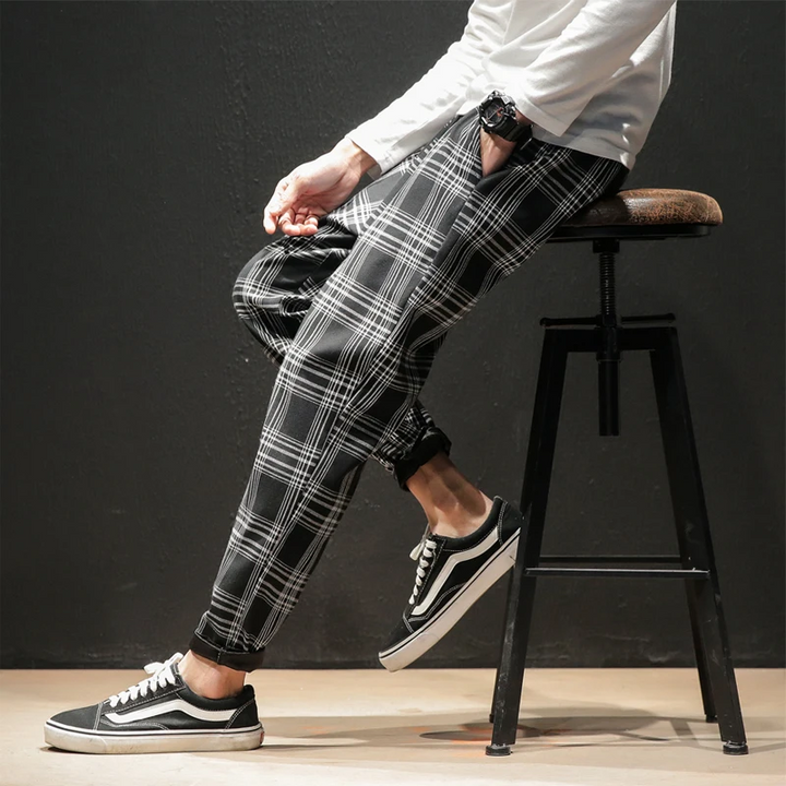 Renegade Plaid Jogger